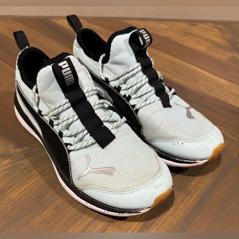 Puma Low Women Running Sneaker Shoes Blue
Black White 377715-01 NEW Size 8
